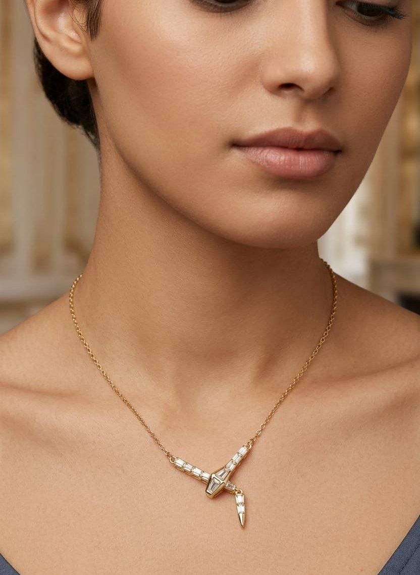 Éclat Baguette Necklace